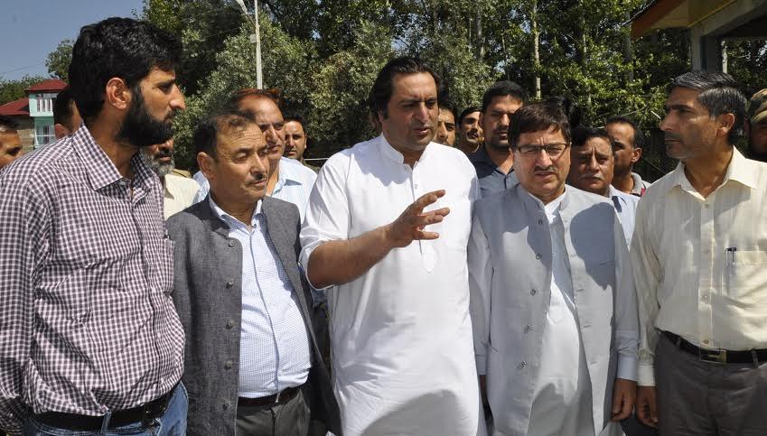 Sajjad Lone visits Shopian;